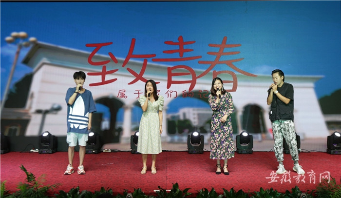 6.歌曲 凤凰花儿开.JPG