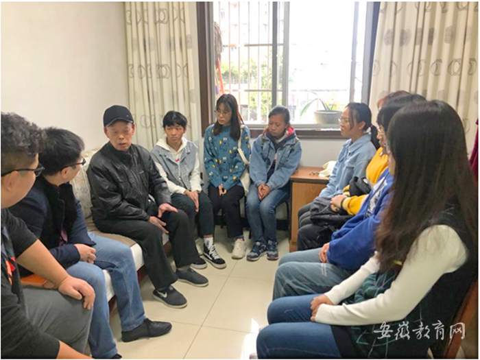 共忆峥嵘岁月 老战士为我校师生讲述抗美援朝参战往事.png